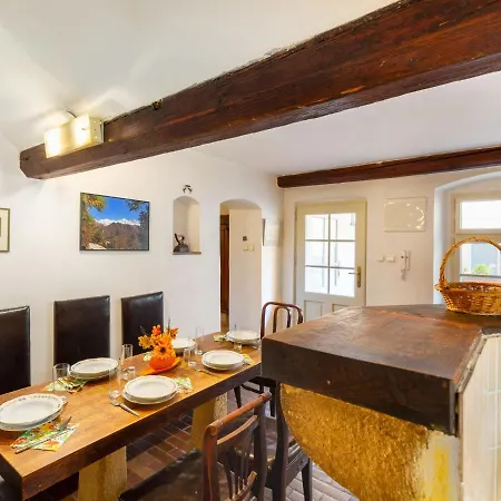 Apartmán Castle Duplex By Interhome