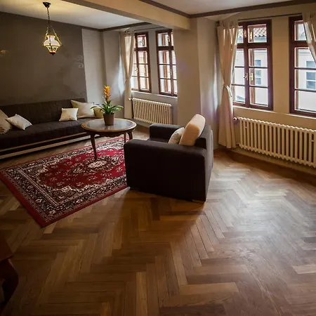 Apartment Nerudova By Interhome *
